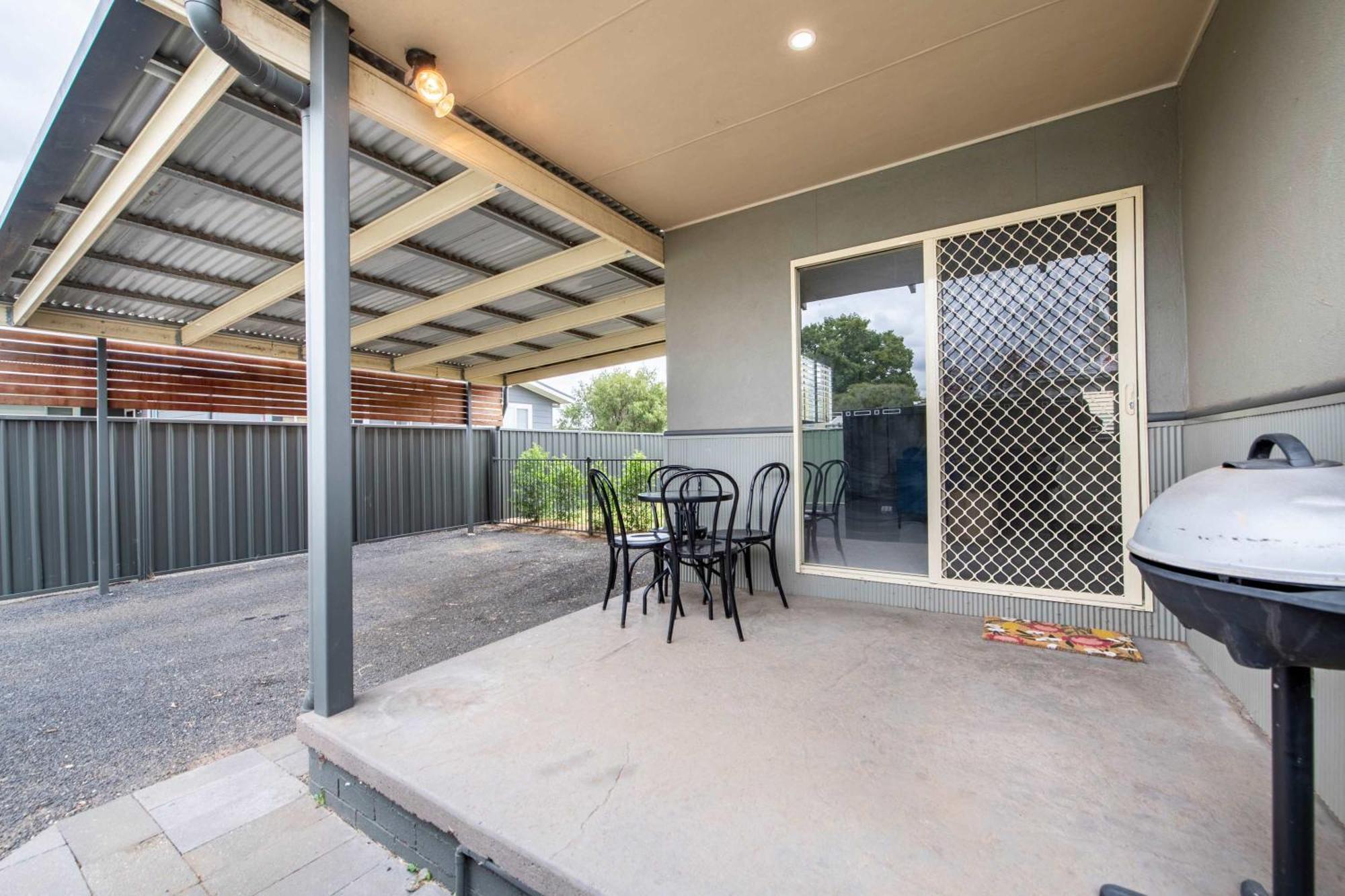 South Dubbo Hideaway - Pet Friendly Villa Dış mekan fotoğraf